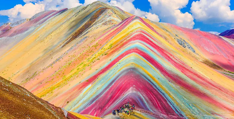 Montaña de los 7 colores en Perú